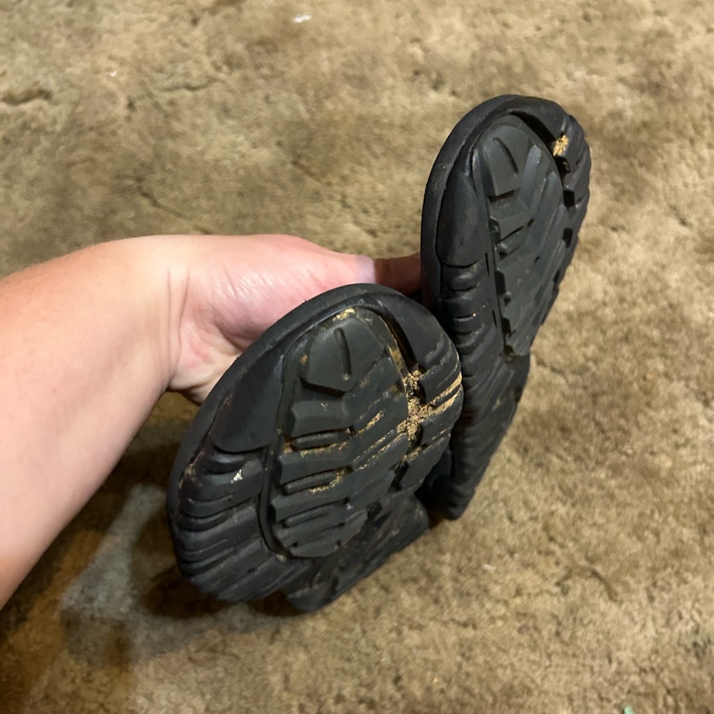 Teva sandals - Picture 5 of 8